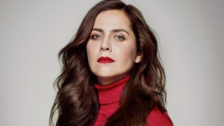 Natalia Valdebenito enfrenta críticas tras responder a persona con discapacidad: 