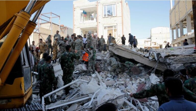 Sismo de magnitud 6 deja dos muertos y más de 200 heridos en Irán