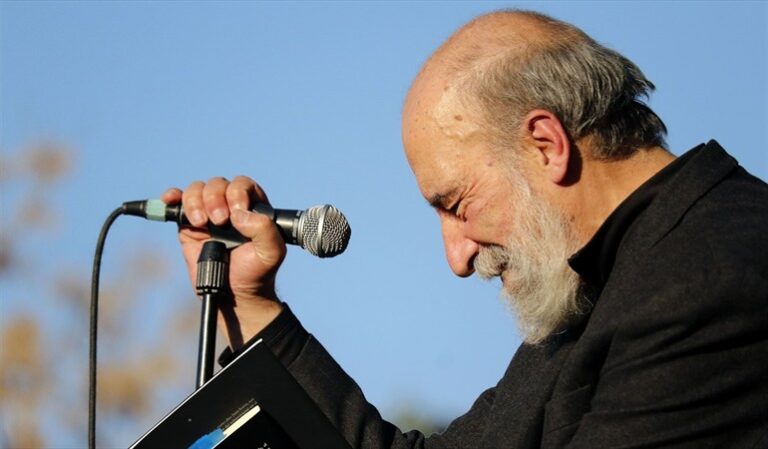 Raúl Zurita ganó XIX Premio de Poesía Federico García Lorca en España