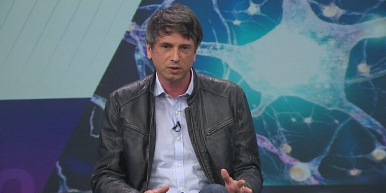 Andrés Couve y la reducción del presupuesto en ciencia: “Hay una disociación entre lo que estamos diciendo y lo que estamos haciendo”