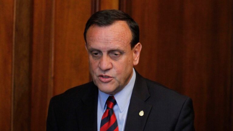 Ignacio Sánchez, rector de la PUC: Iglesia 