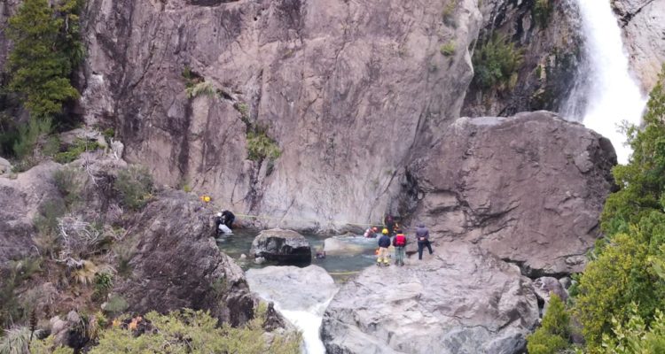Jóvenes extraviados en Antuco fueron encontrados sin vida