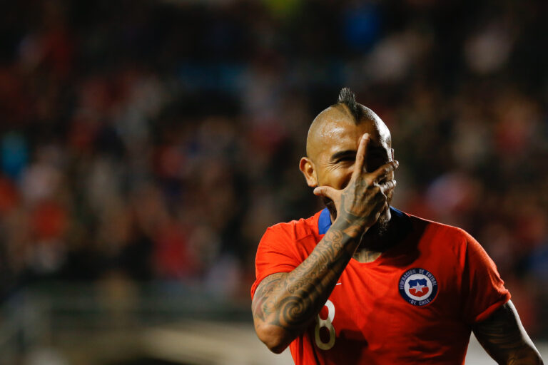 Arturo Vidal debutó en Twitch y repasó el presente azul: 