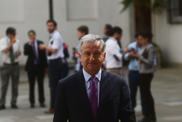 Felipe Larraín por paro ANEF: 