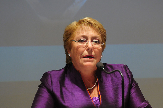 Bachelet envió mensaje de fin de año pidiendo respeto por los derechos humanos