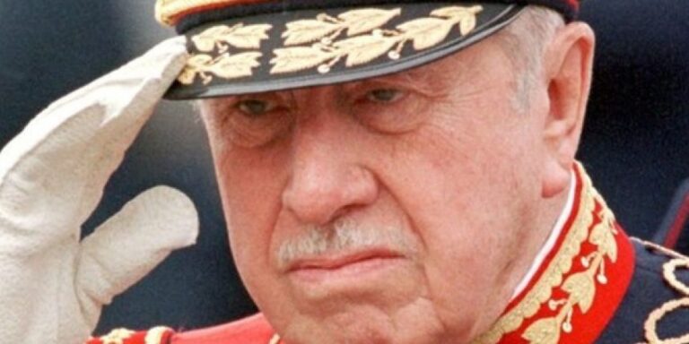 Actas del Cosena por la detención de Pinochet en Londres podrían no publicarse por materia de seguridad del Estado