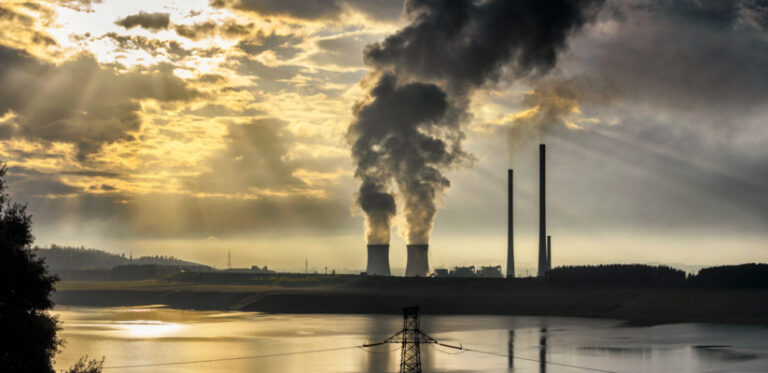 2021 fue uno de los años más cálidos desde 1850: Raúl Sohr analiza el calentamiento global