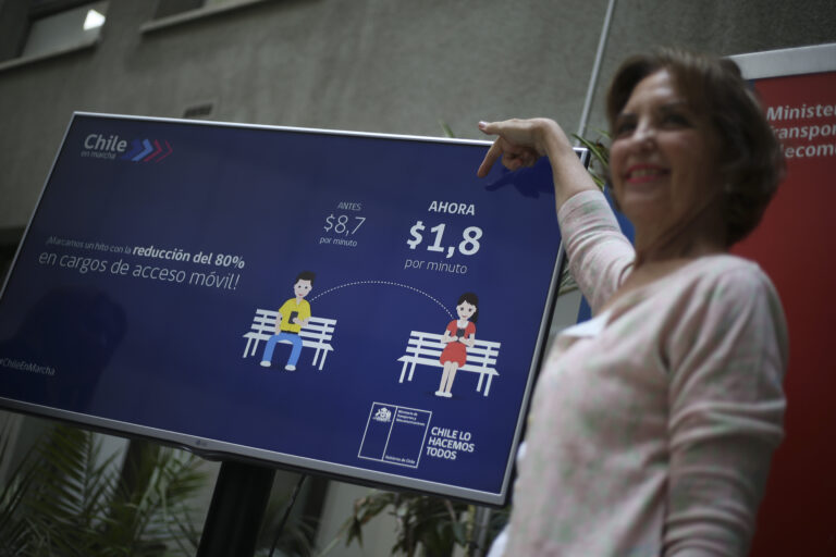 Un 20% podrían bajar las tarifas de prepago debido a la reducción de cargos operacionales a las empresas de telefonía móvil