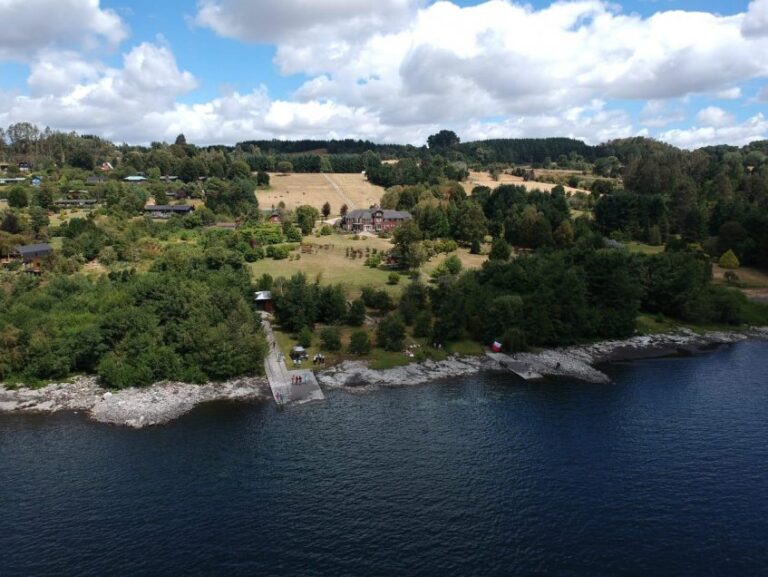 Habla joven que iba con expdte. Piñera en el helicóptero: “Por poca visibilidad dimos la vuelta y ahí nos topamos con el agua”