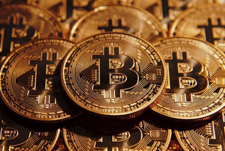 Bitcoin se recupera y aumenta en un 9%: Alcanzó un nuevo máximo histórico cercano a los 20 mil dólares