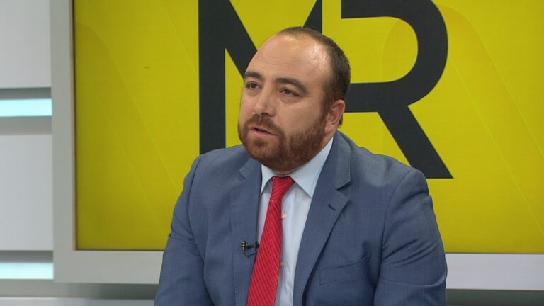 Fuad Chahín por control de identidad: 