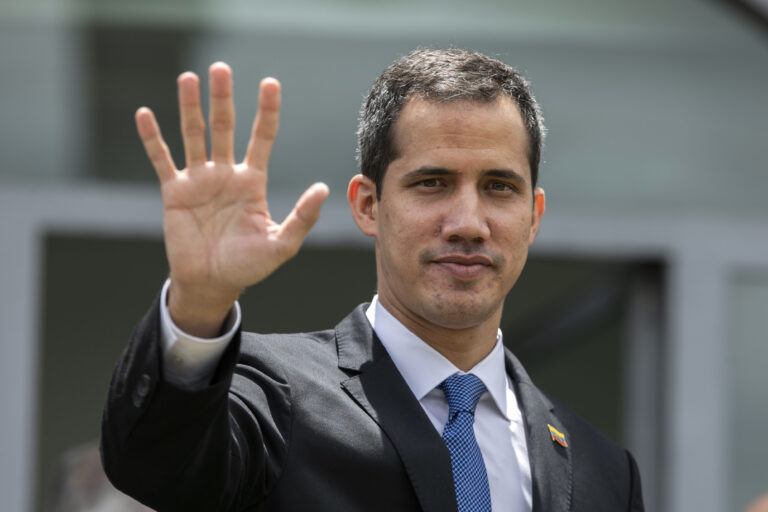 Juan Guaidó cumple un año como presidente encargado de Venezuela sin consolidarse en el poder