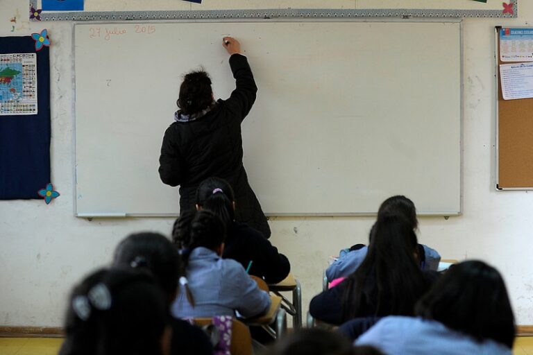 1 de cada 3 salas de clases del país pueden albergar a 20 alumnos o menos