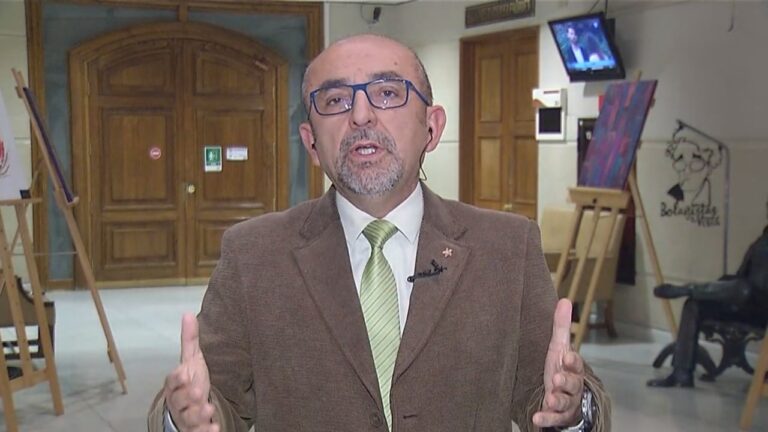 Arriesga expulsión por apoyar a Kast: Leonidas Romero entra en 