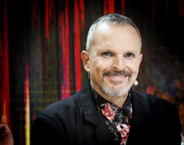 Bosé versus Bachelet número 12: La volvió a emplazar y dijo que la seguirá buscando