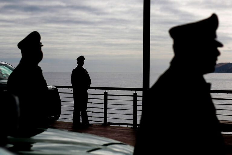 19 carabineros serán formalizados por fraude al Fisco: Monto supera los $320 millones