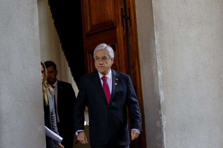 Desaprobación de Piñera sube levemente en la Cadem: Educación es la principal razón