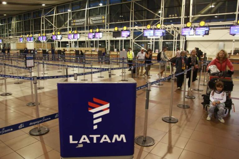 Latam Airlines ofrece cambios de fecha y destino en vuelos internacionales por coronavirus