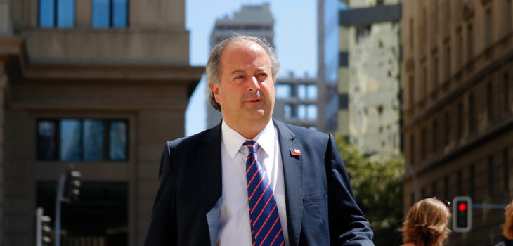 Embajador Monckeberg afirmó que hay error en cifras entregadas por pdte. Fernández sobre el COVID-19 en Chile