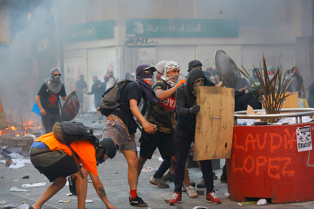 Senado aprueba en general proyecto de ley antiencapuchados