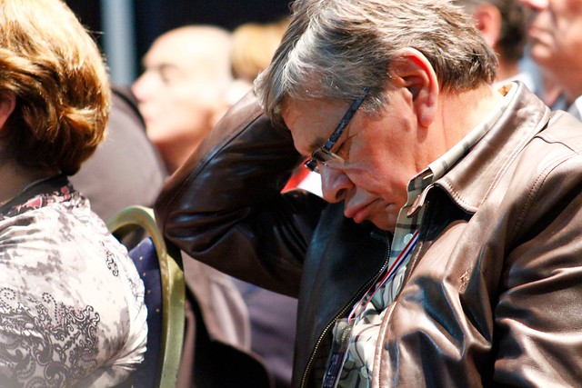 Crisis social en Chile: 5 consejos para prevenir y afrontar el agotamiento emocional