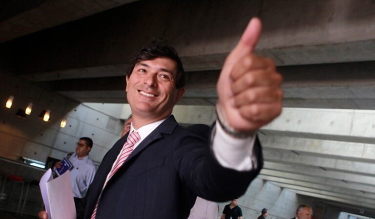 Criteria: Franco Parisi lidera encuesta presidencial junto a Lavín, Sánchez y J.A. Kast