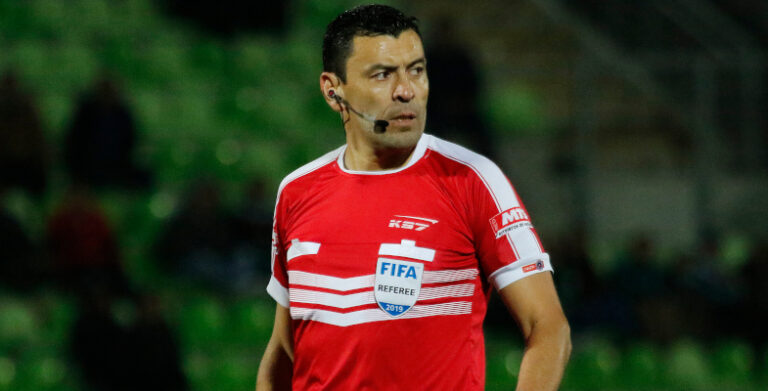 Final de la Libertadores será arbitrada por el chileno Roberto Tobar