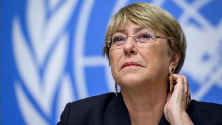 Bachelet: “Me imagino que nadie tiene dudas que estoy por el Apruebo y la convención constitucional”