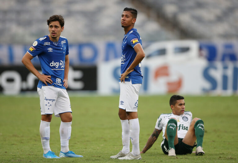 Cruzeiro descendió a la segunda división por primera vez en su historia