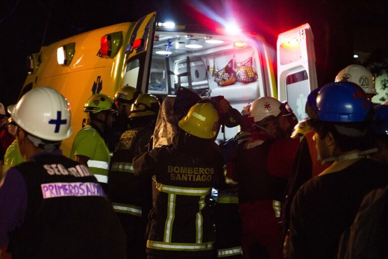 INDH reporta una persona fallecida durante protestas en el centro de Santiago