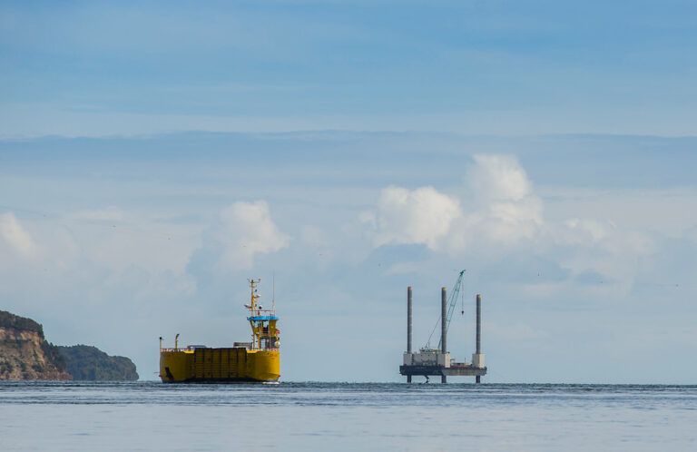 MOP amenaza con ir a la justicia por paralización de obras del Puente Chacao