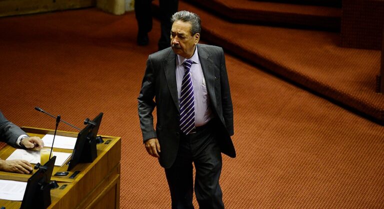 Partido Radical evalúa militancia de diputados Meza y Jarpa tras votación en acusación constitucional contra Piñera