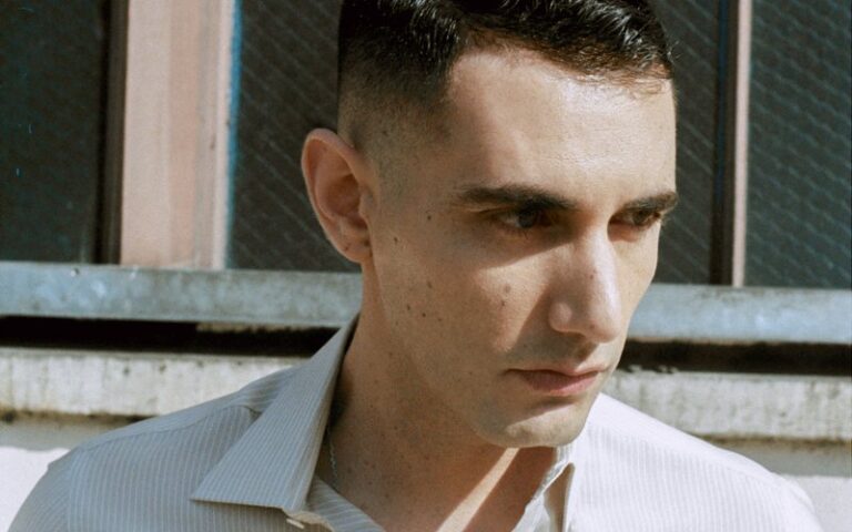 Alex Anwandter agenda concierto en Matucana 100 con recaudación para Cruz Roja