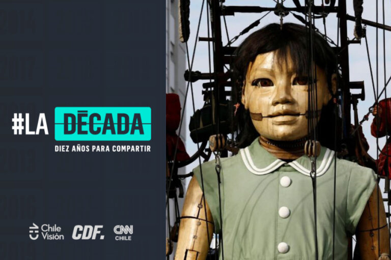 Un paseo por el centro de Santiago junto a la Pequeña Gigante y su Tío Escafandra