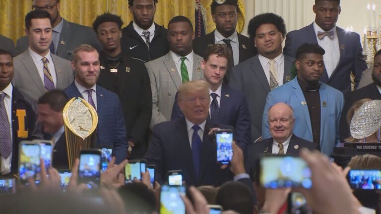 Fiscal del juicio político a Clinton defenderá a Trump