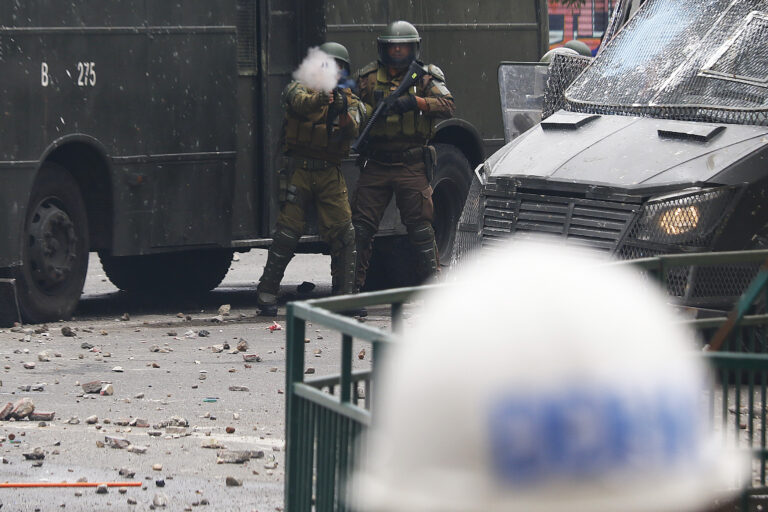 INDH se querella por menor de edad que recibió una bomba lacrimógena en la cabeza en Puerto Montt