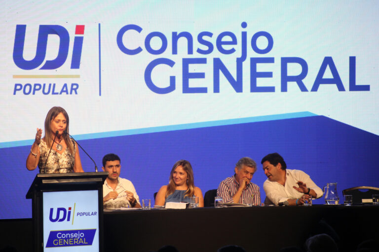 UDI oficializa su rechazo a nueva Constitución y descongela relación con Chile Vamos