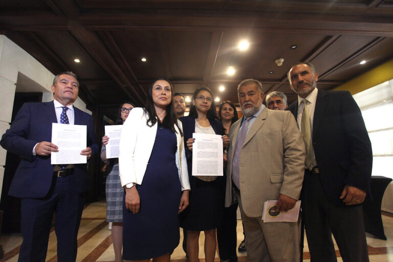 Líderes evangélicos realizan llamado a votar 