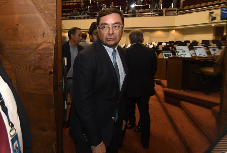 Guevara asegura haberse contactado con joven atropellado por Carabineros y diputado Ibañez lo desmiente