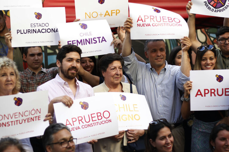 Los Independientes se preparan para eventual aprobación de proceso constituyente