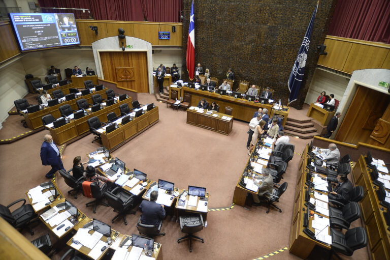 Congreso despacha reforma tributaria y ministro Briones asegura que entraría en vigencia en marzo