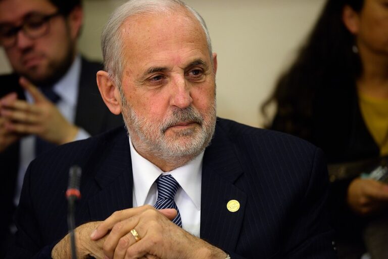 Jorge Abbott sobre informe Big Data: 