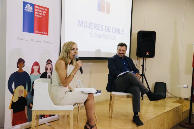 Ministerio de la Mujer presentó estudio sobre los avances en equidad de género en la última década