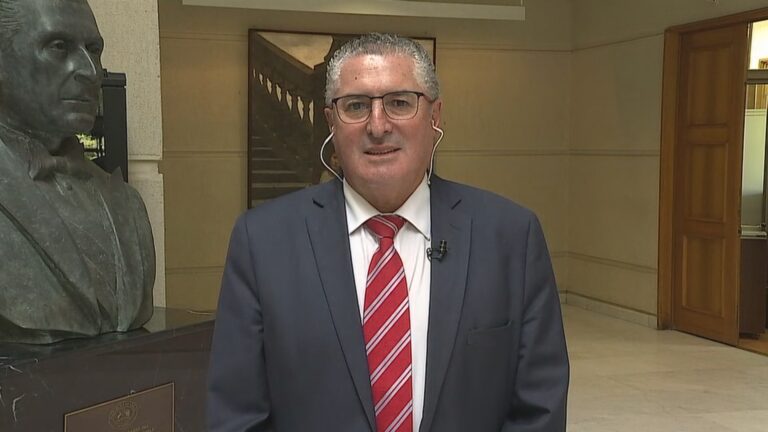 Jorge Pizarro a Gonzalo Blumel: 