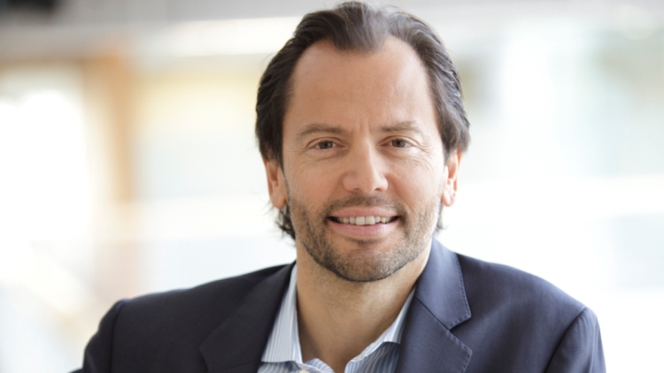 Luigi Zingales, economista de la U. de Chicago, será invitado estelar en programa especial de Nuevo Pacto