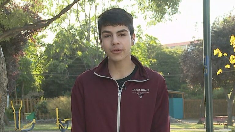 Víctor Chanfreau rechaza oferta de director de Historia de la UACh para ingresar sin PSU a esa carrera