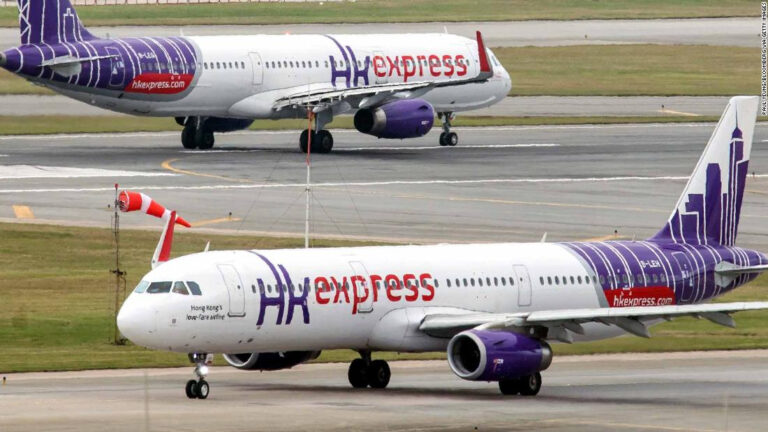 Aerolínea obligó a una mujer a hacer una prueba de embarazo antes de volar