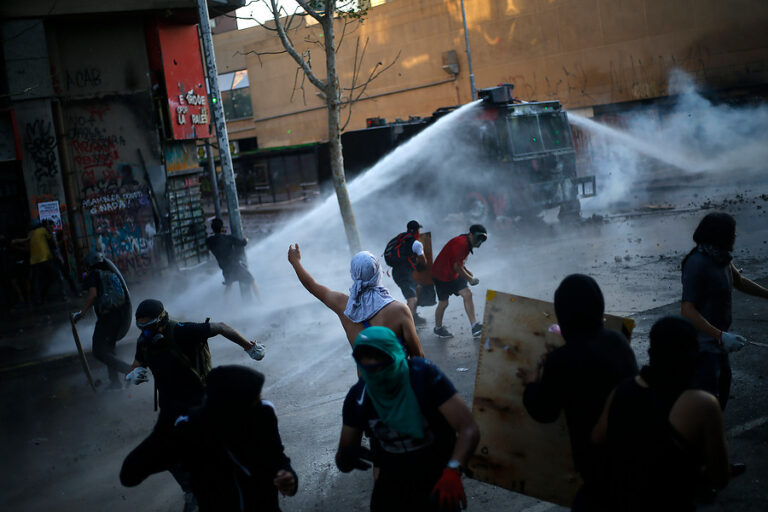 Condenan a 5 y absuelven a 16 acusados por participar en la 