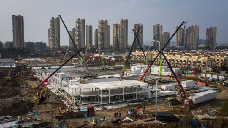 Coronavirus: Cómo China construyó un hospital en 10 días