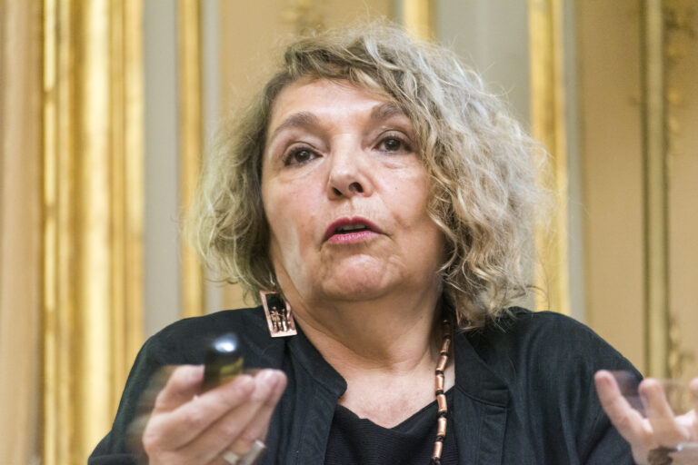 Sonia Montecino por el coronavirus y el 18-O: 